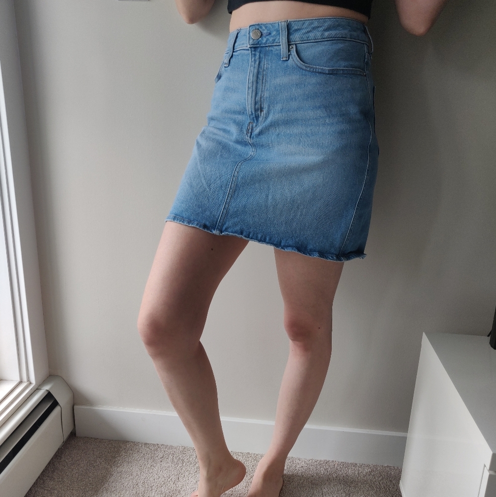 Calvin Klein Denim mini Skirt size 27